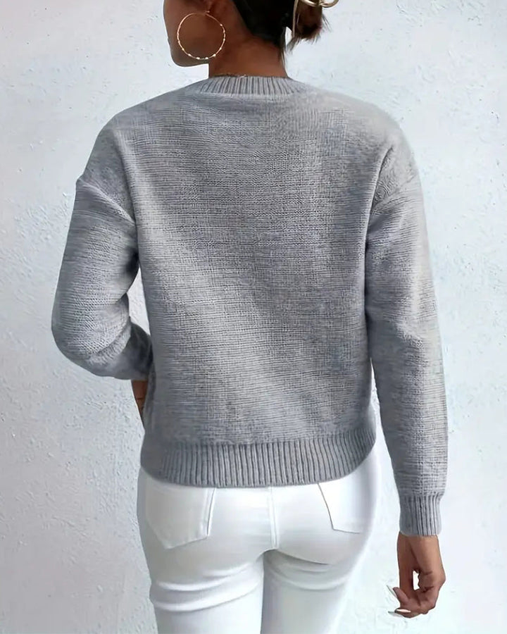 Round Neck Cable Knit Pullover