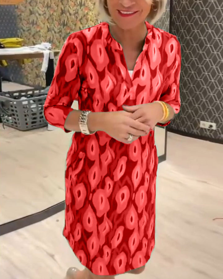 V-neck printed three-quarter sleeve dress