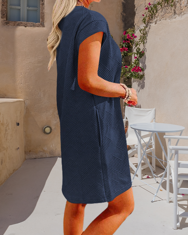 Crew neck pocket short sleeve dress