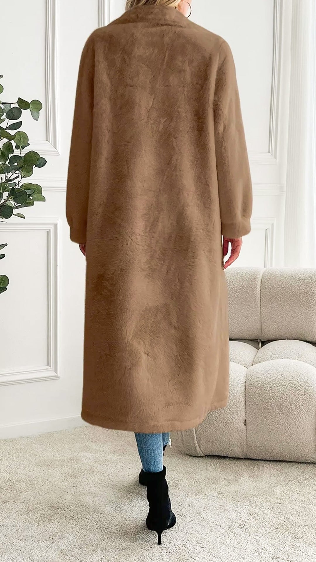 Bianca Plush Coat
