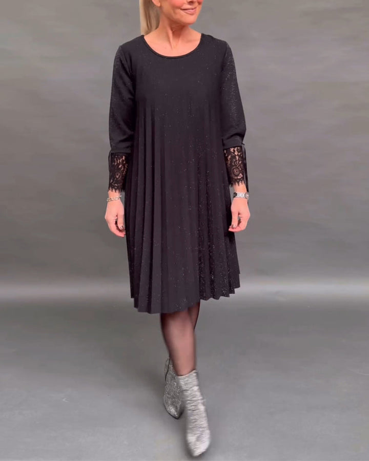 Patchwork lace pleated solid color dress
