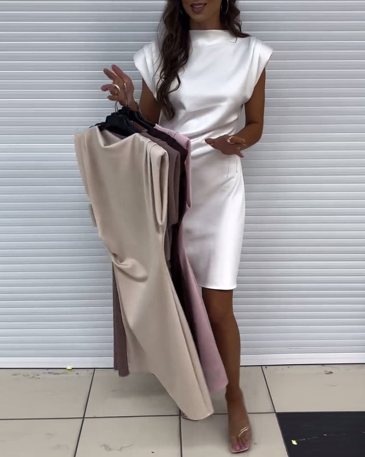 Fashionable And Elegant Dress